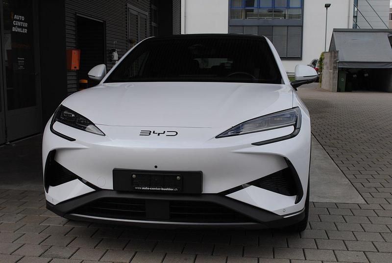 Neu BYD Sealion 7 389 kW (530 PS) 2025 SUV