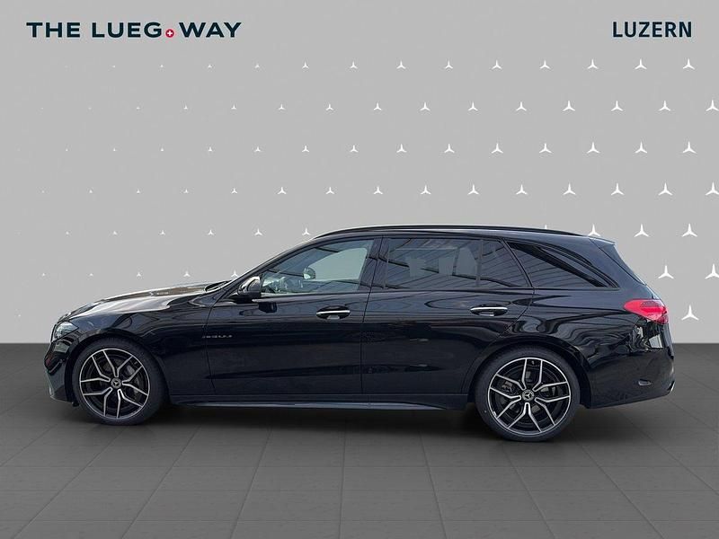 Gebraucht Mercedes C220 197 PS (144 kW) 2024 Schwarz Kombi