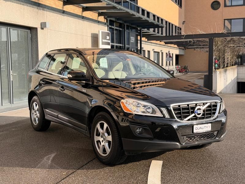 Gebraucht Volvo XC60 Momentum 163 PS (119 kW) 2010 SUV