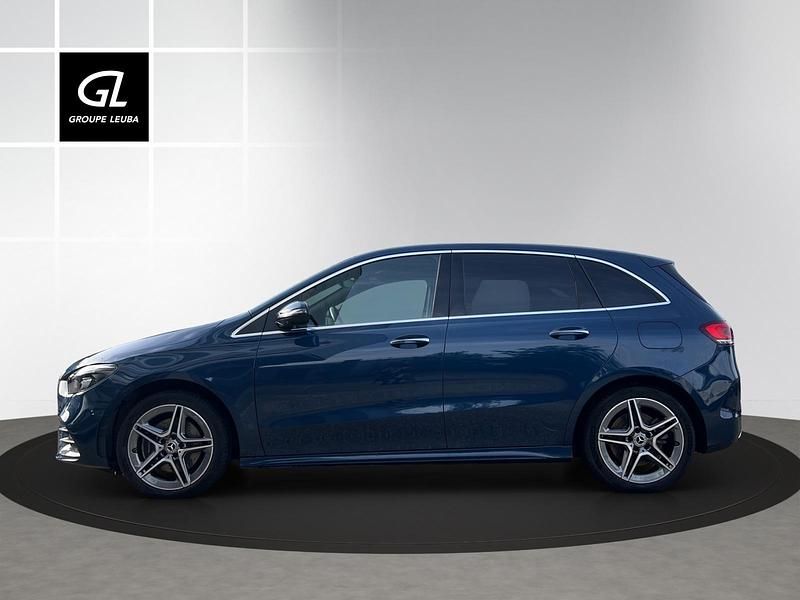 Gebraucht Mercedes B250e AMG line 160 PS (117 kW) 2022 Blau Van / Kleinbus
