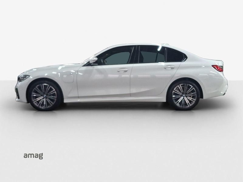 Gebraucht BMW 330 Advantage 184 PS (135 kW) 2020 Blanc Limousine