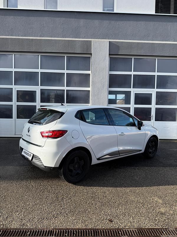 Gebraucht Renault Clio IV 120 PS (88 kW) 2014