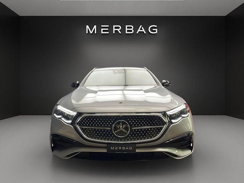 Neu Mercedes E200 204 PS (150 kW) 2025 Silber Kombi