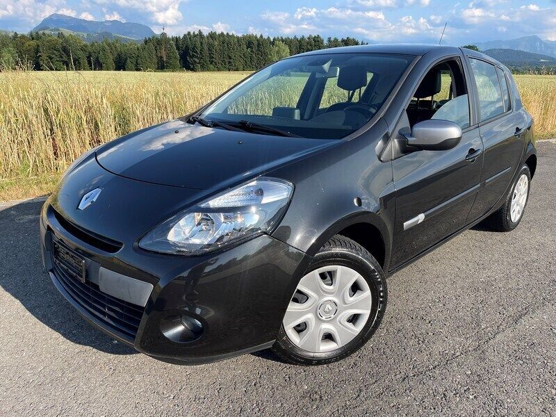 Gebraucht 2011 Renault Clio II Night&Day | CHF 4’600 (Etwas zu teuer) - Bild 1/4