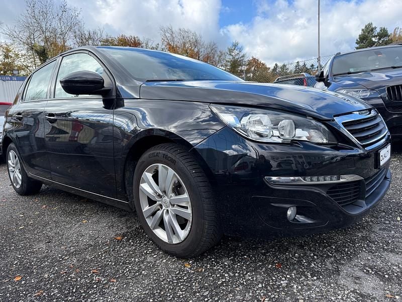 Gebraucht 2015 Peugeot 308 Active | CHF 5’200 (Superpreis) - Bild 1/4