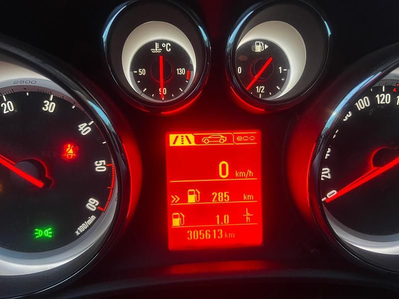 Gebraucht Opel Astra Active 110 PS (80 kW) 2014