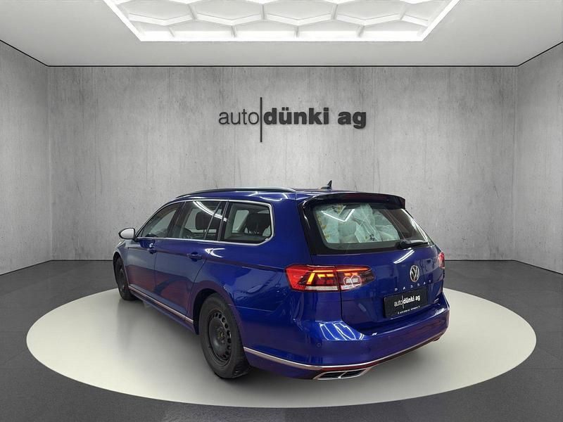 Gebraucht VW Passat Business 190 PS (139 kW) 2019 Blau Kombi