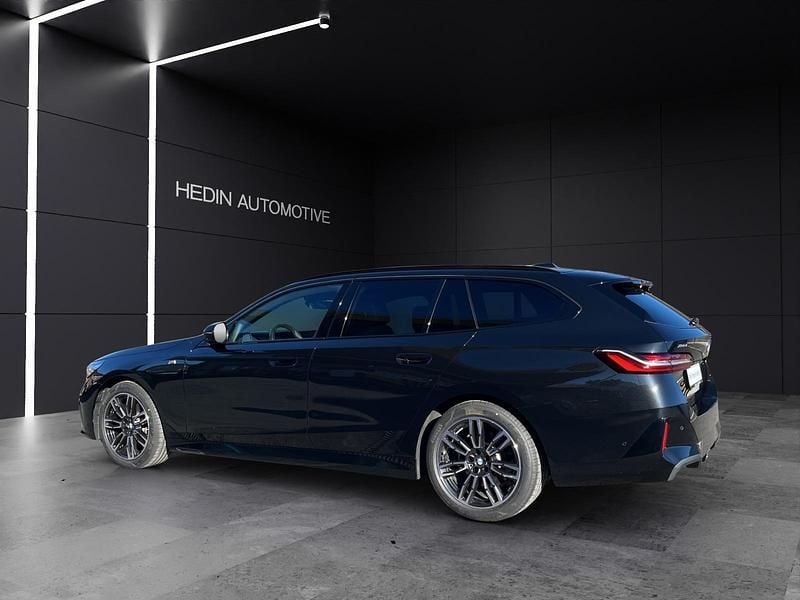 Gebraucht BMW 520 Comfort Edition 208 PS (152 kW) 2024 Schwarz Kombi