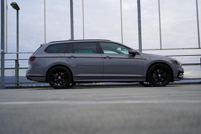 Gebraucht VW Passat R-line Edition 272 PS (200 kW) 2020 Kombi