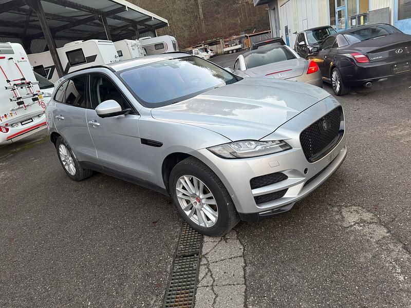 Gebraucht 2017 Jaguar F-Pace Portfolio SUV | CHF 6’900 - Bild 1/4