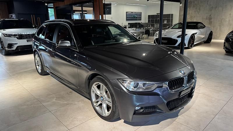 Gebraucht BMW 330 Sport Line 258 PS (189 kW) 2013 Kombi