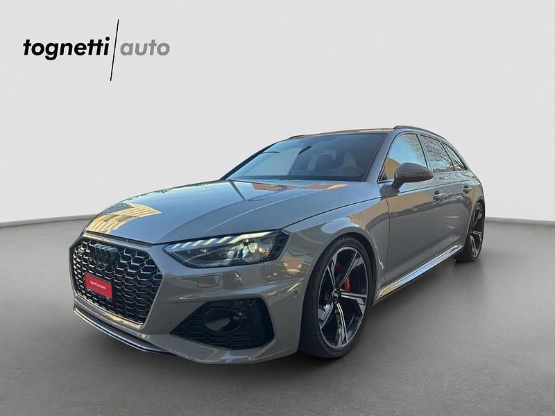 Grau Gebraucht 2021 Audi RS4 Ambiente Kombi | CHF 61’900 (Superpreis) - Bild 1/4