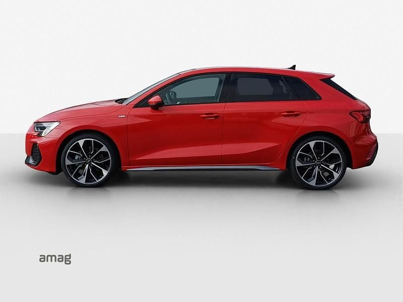 Neu Audi A3 Attraction 150 PS (110 kW) 2025 Progressivrot metallic Limousine