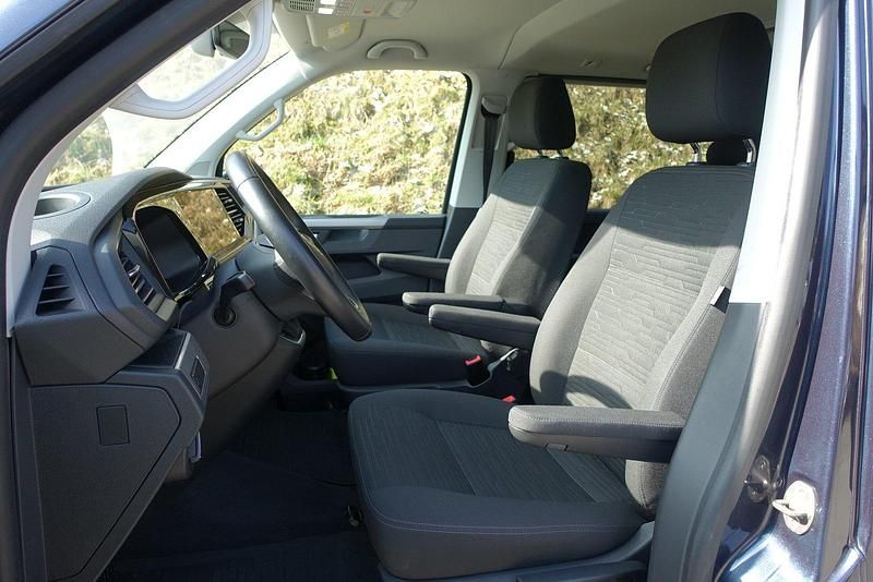 Gebraucht VW Multivan Family 204 PS (150 kW) 2023 Van