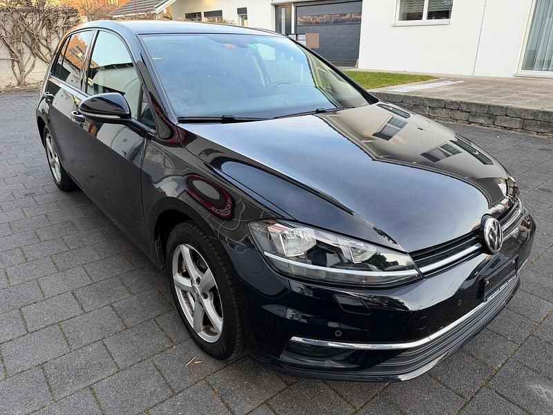 Gebraucht VW Golf VII Comfortline 110 PS (80 kW) 2017