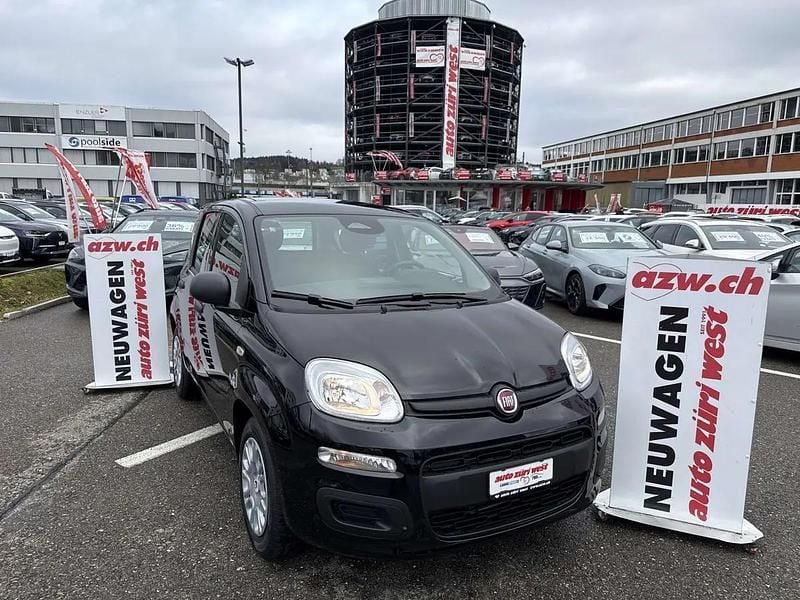 Neu Fiat Panda Pop 65 PS (47 kW) 2026 Schwarz Kleinwagen