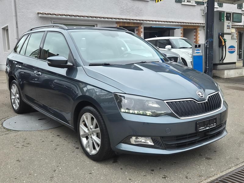 Gebraucht Skoda Fabia Style 105 PS (77 kW) 2015