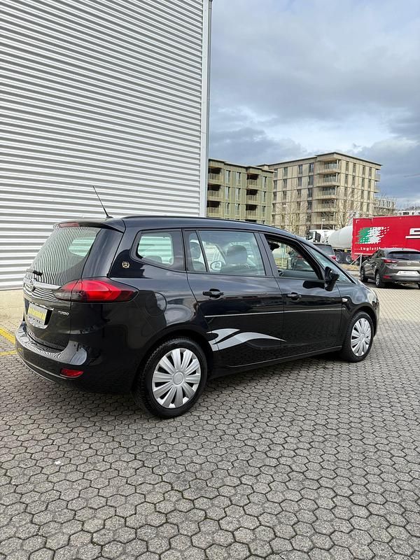 Gebraucht Opel Zafira Tourer 140 PS (102 kW) 2013 Van / Kleinbus