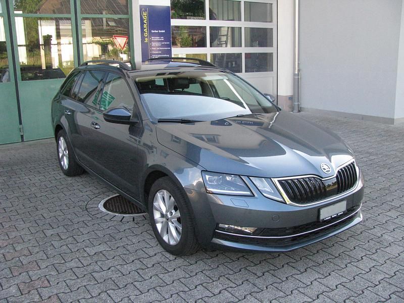 Gebraucht 2019 Skoda Octavia Style Kombi | CHF 15’900 (Etwas zu teuer) - Bild 1/4