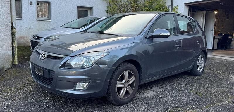 Gebraucht 2009 Hyundai i30 Edition Limousine | CHF 1’390 (Superpreis) - Bild 1/4