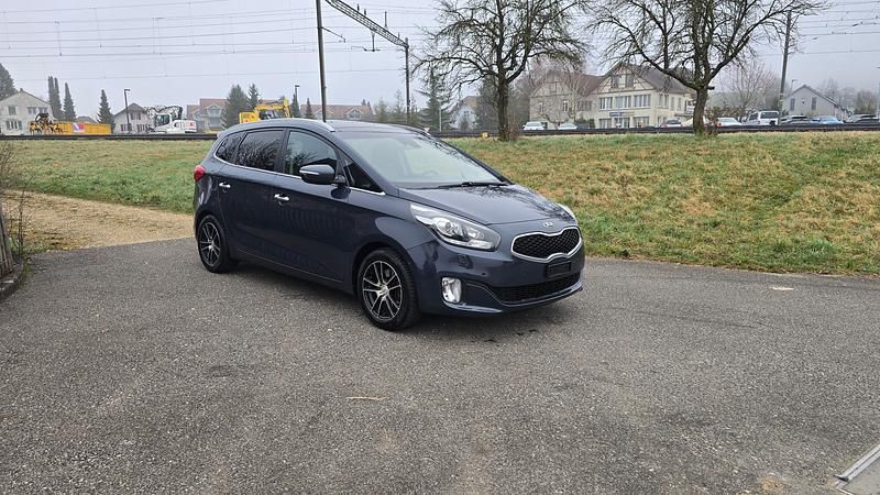 Gebraucht Kia Carens 136 PS (100 kW) 2015 Van / Kleinbus