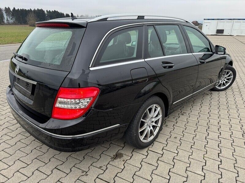 Gebraucht Mercedes C200 136 PS (100 kW) 2009
