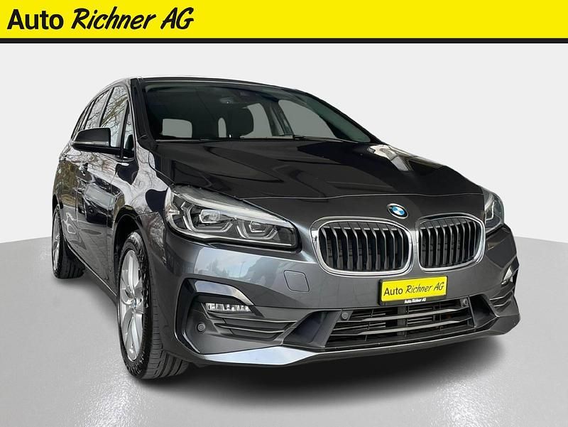 Gebraucht 2022 BMW 220 Gran Tourer Van / Kleinbus | CHF 19’800 - Bild 1/4