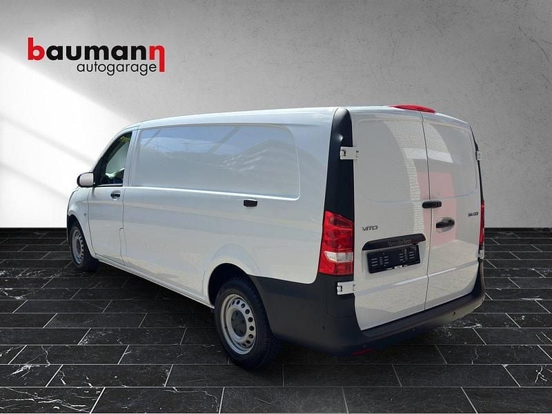 Gebraucht Mercedes Vito 163 PS (119 kW) 2023 Van