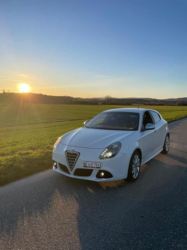 Gebraucht Alfa Romeo Giulietta Quadrifoglio Verde 235 PS (172 kW) 2011 Kleinwagen
