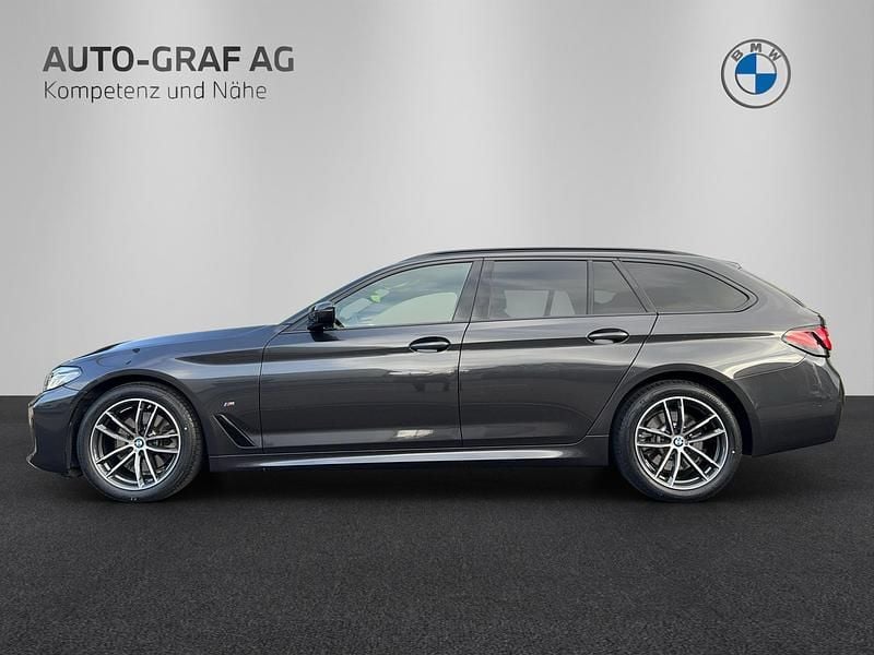 Gebraucht BMW 520 M Sport 201 PS (147 kW) 2024 Grau Kombi