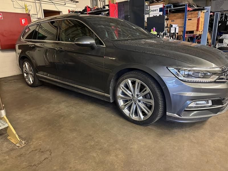 Gebraucht VW Passat Highline 280 PS (205 kW) 2016 Kombi