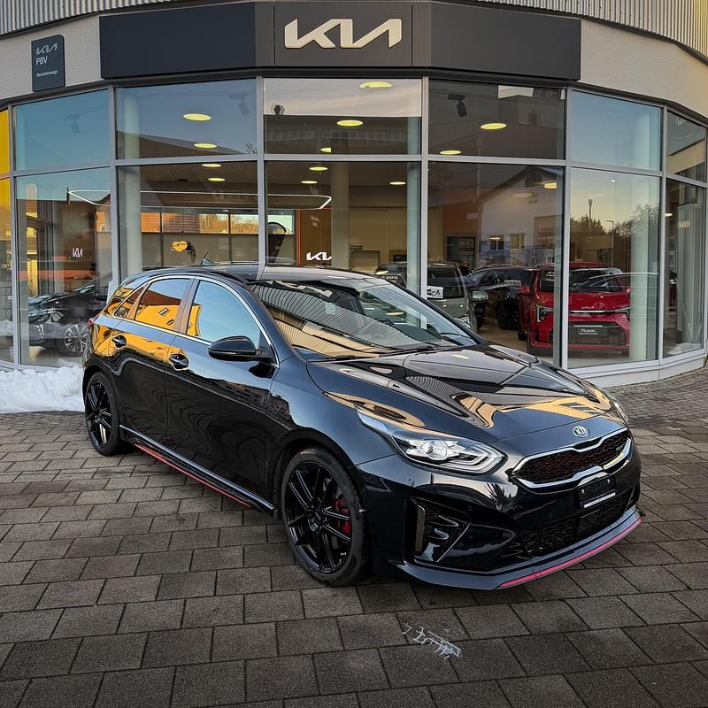 Gebraucht Kia Ceed GT GT 204 PS (150 kW) 2022 Schwarz Limousine