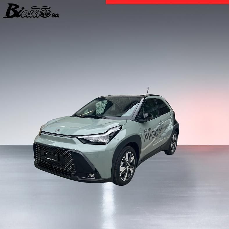 Grün Neu 2025 Toyota Aygo X Trend SUV | CHF 26’730 (Etwas zu teuer) - Bild 1/4