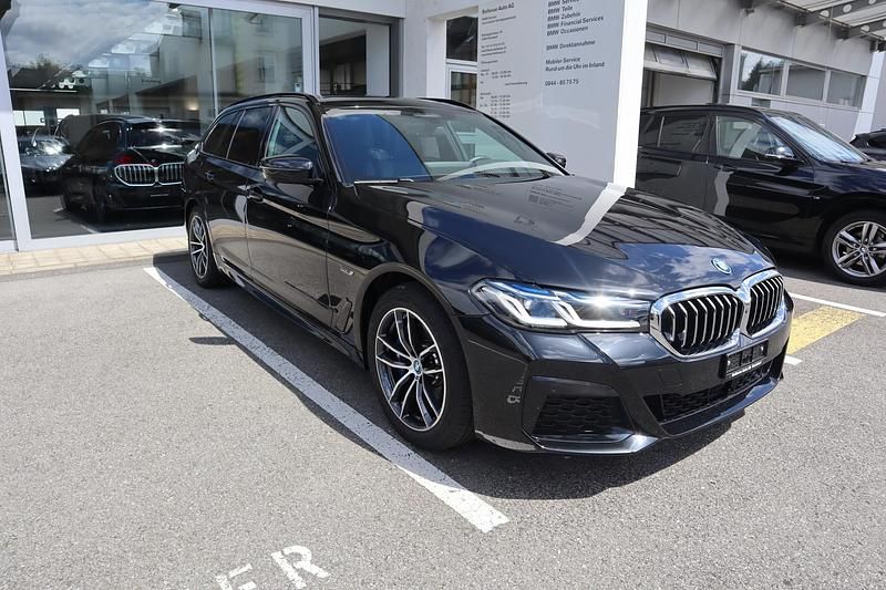 Gebraucht 2024 BMW 530e M Sport Kombi | CHF 53’500 - Bild 1/4
