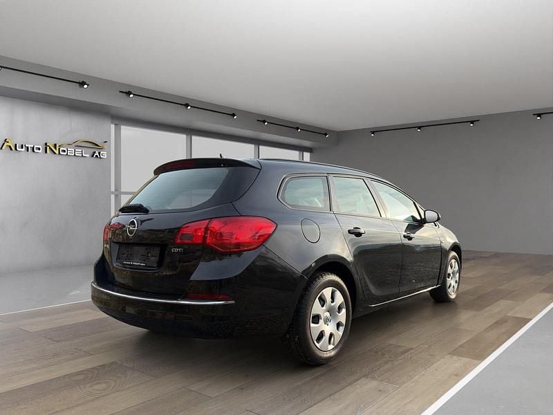 Gebraucht Opel Astra 110 PS (80 kW) 2014 Kombi