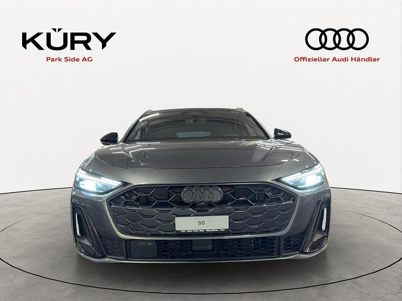 Gebraucht Audi S5 Ambiente 368 PS (270 kW) 2024 Grau Kombi