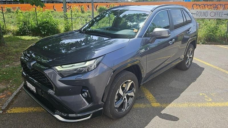 Gebraucht 2023 Toyota RAV4 Hybrid Premium SUV | CHF 41’900 (Fairer Preis) - Bild 1/4
