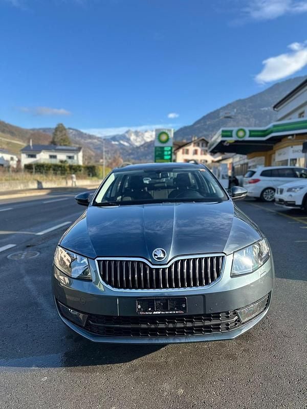 Gebraucht Skoda Octavia Ambition 184 PS (135 kW) 2016 Kombi
