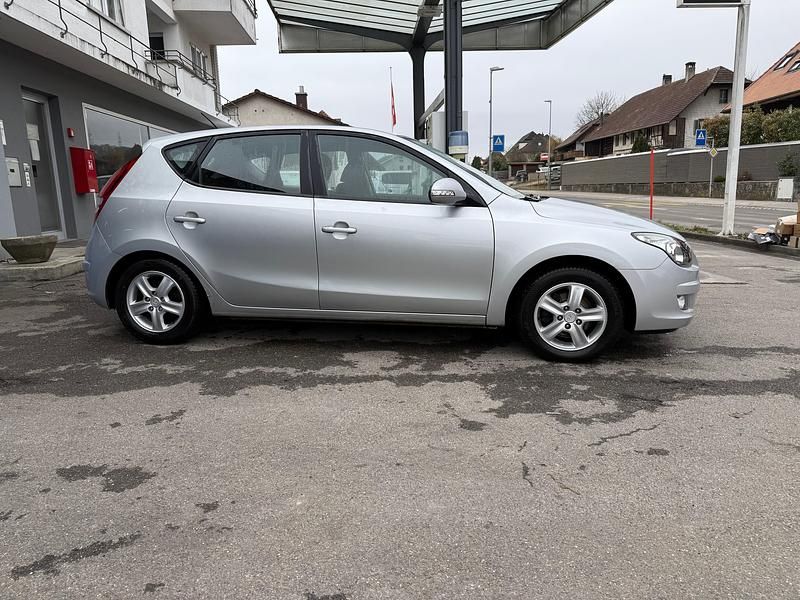 Gebraucht Hyundai i30 Style 128 PS (94 kW) 2010