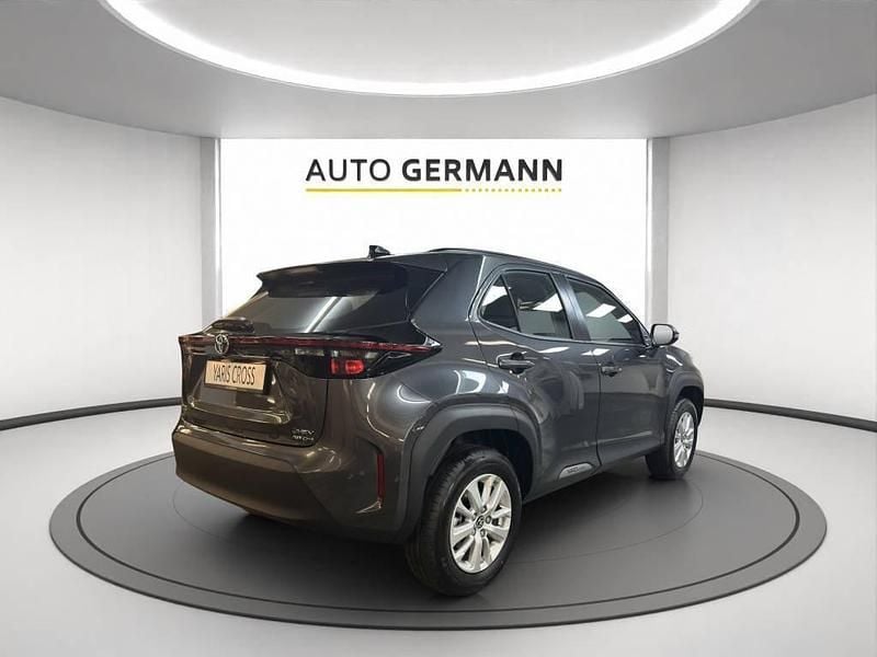 Neu Toyota Yaris Hybrid Comfort 131 PS (96 kW) 2025