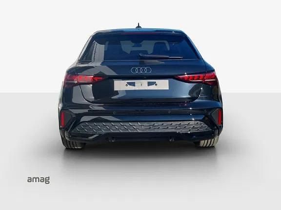 Neu Audi A3 Attraction 272 PS (200 kW) 2026 Mythosschwarz metallic Limousine