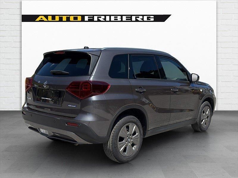 Gebraucht Suzuki Vitara 129 PS (94 kW) 2024 SUV