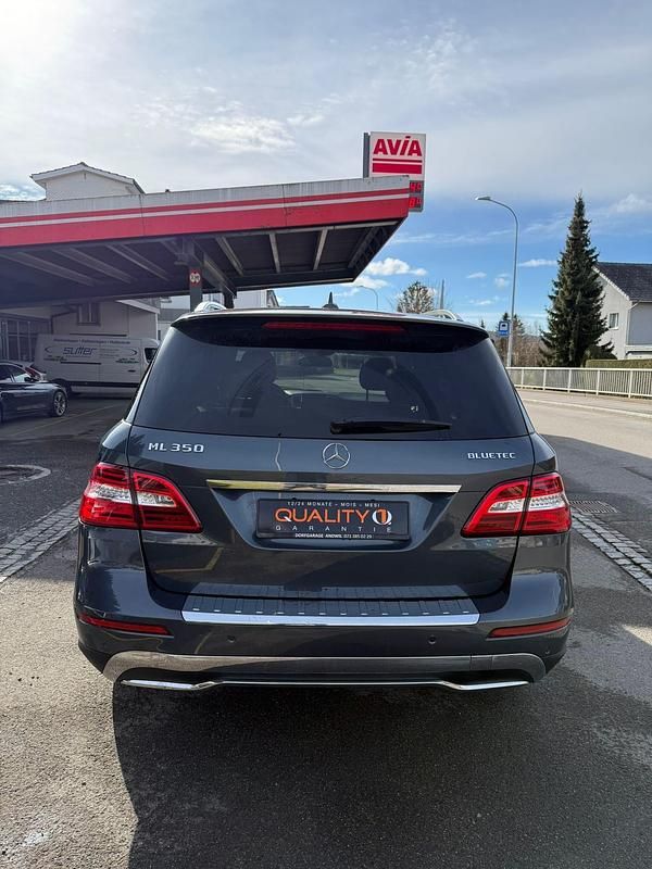 Gebraucht Mercedes ML350 Executive 258 PS (189 kW) 2014 SUV