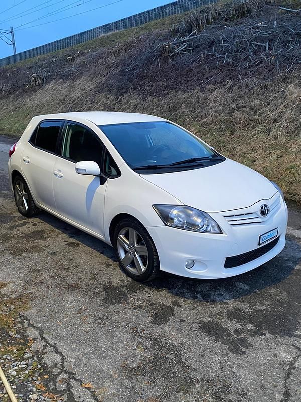 Gebraucht Toyota Auris 147 PS (108 kW) 2011 Kleinwagen