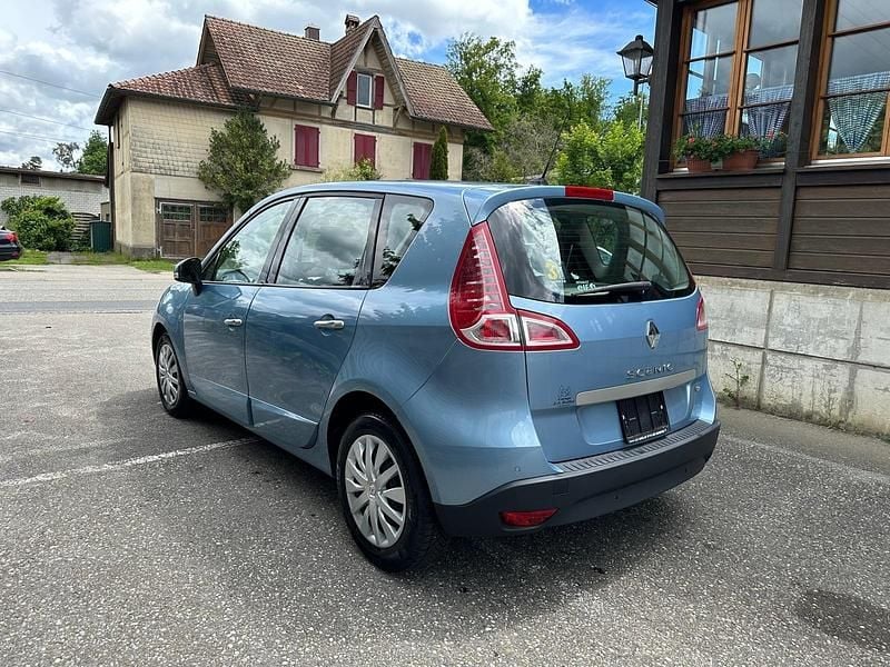 Gebraucht Renault Scénic III Dynamique 131 PS (96 kW) 2010 Van / Kleinbus