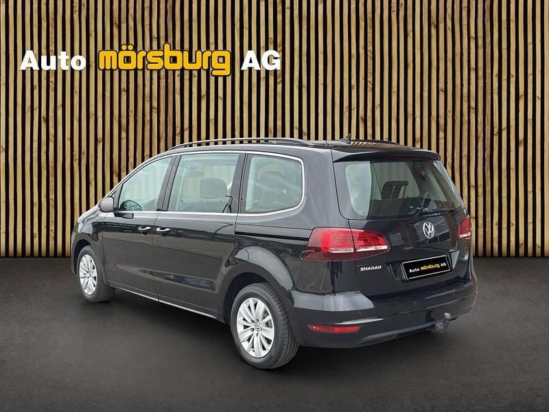 Gebraucht VW Sharan Comfortline 150 PS (110 kW) 2022 Van / Kleinbus