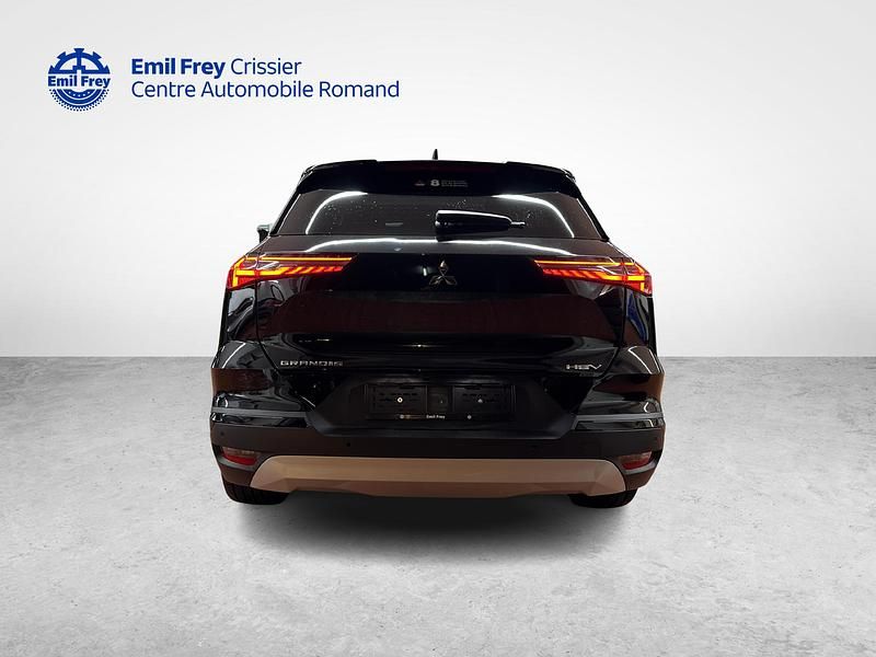 Neu Mitsubishi Grandis Instyle 158 PS (116 kW) 2026 Schwarz SUV