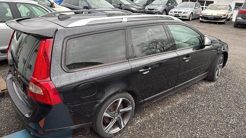 Gebraucht Volvo V70 R-Design 304 PS (223 kW) 2012 Kombi