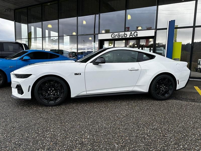 Neu Ford Mustang GT Fastback 446 PS (328 kW) 2026 Coupé