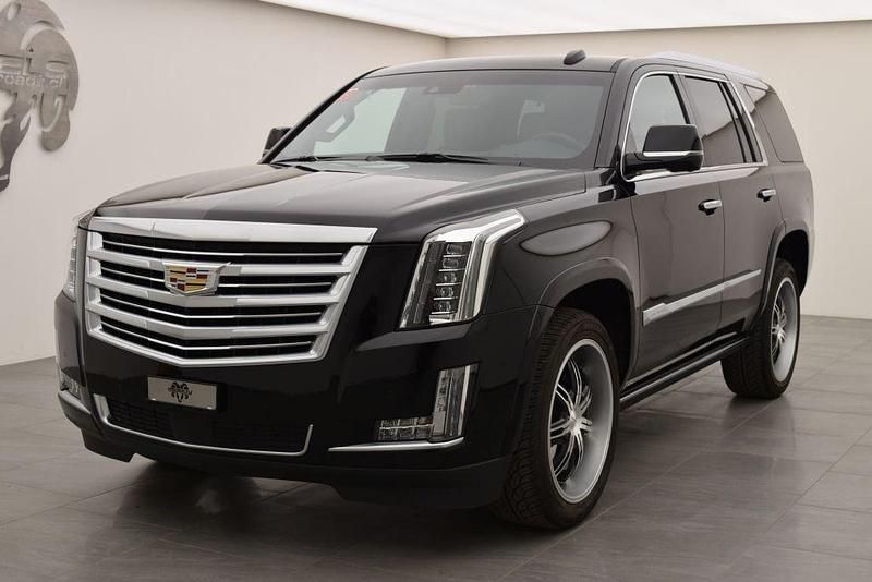 Gebraucht Cadillac Escalade 425 PS (312 kW) 2015 Schwarz SUV